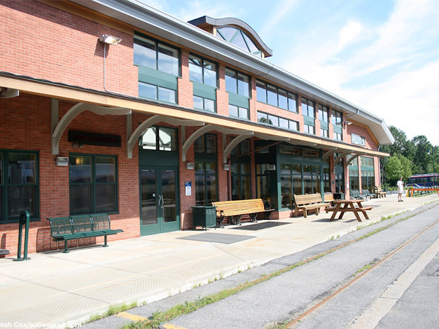 Saratoga Springs Train Station opens