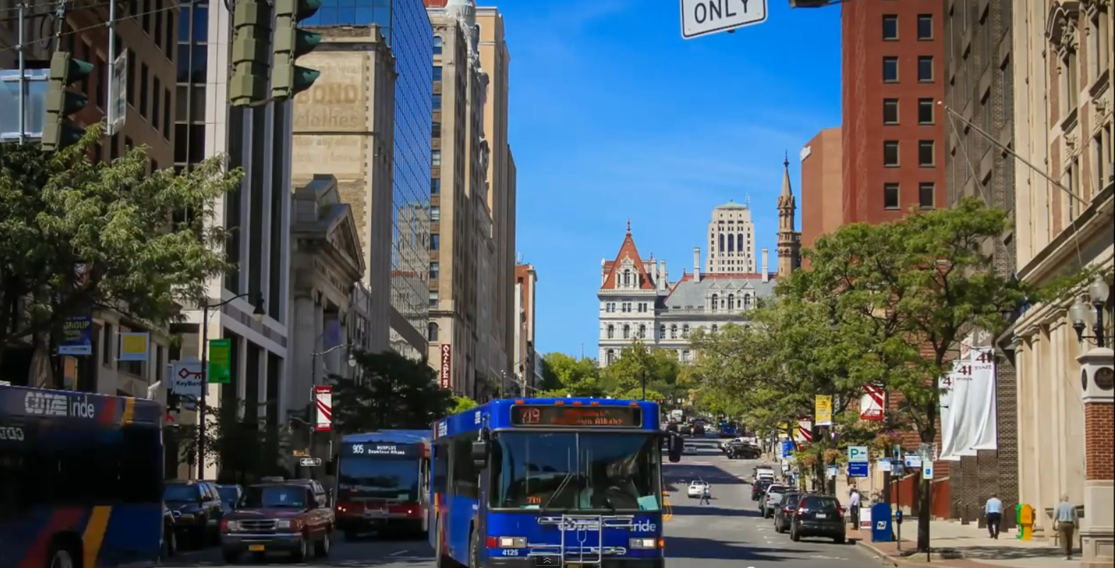 Bus downtown capitol