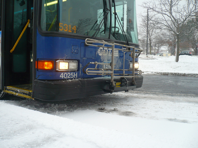 CDTA bus in winter weather